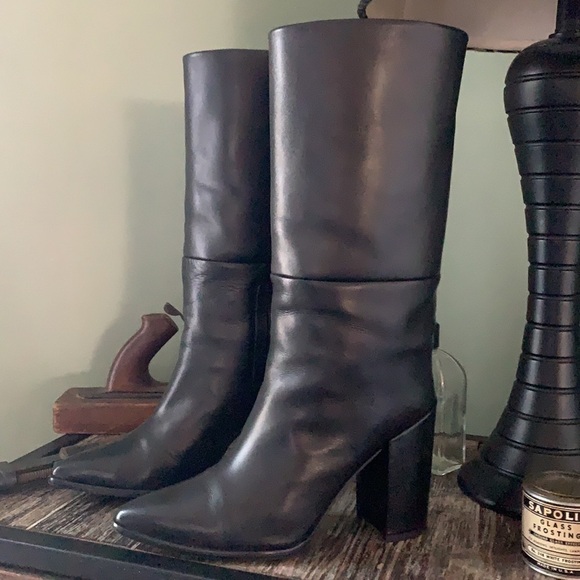 Stuart Weitzman Black Heeled Boots - Picture 1 of 15